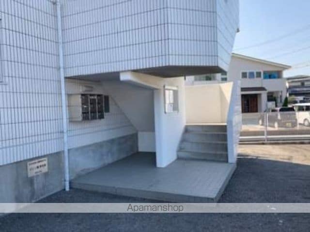 メゾン藤 壱番館の玄関写真