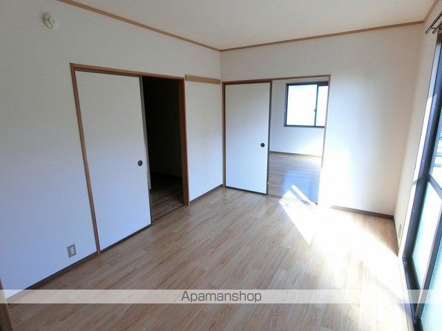 ファミール谷岡の内装写真