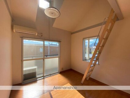 サンハイツ郷東[1K/18m2]のリビング・居間