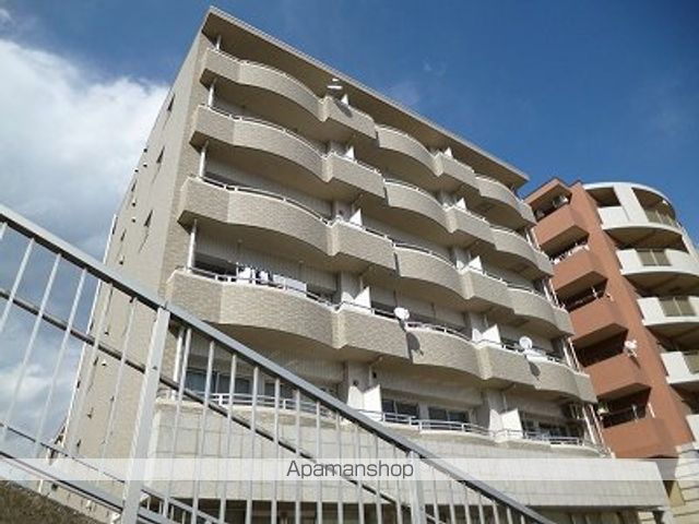 カラット中川の外観写真