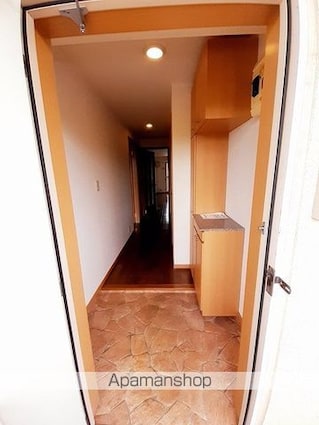 スプリングロードＡｋａｓａｋａ[2LDK/59.58m2]の玄関