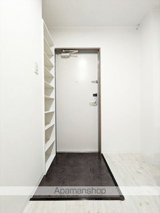 岡山県倉敷市玉島長尾[1K/29.81m2]の玄関