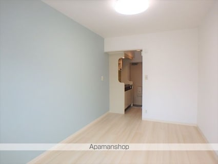 メゾン・ド・マニエール[1R/14.54m2]の内装1