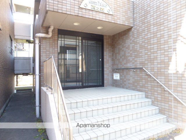 グリーンパレス西之森の玄関写真