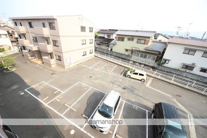 ボヌールレジデンス　Ｂ棟[3LDK/75.58m2]の駐車場