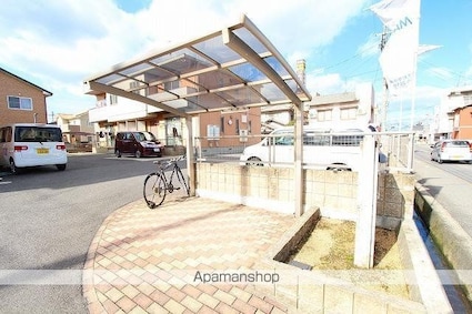 香川県高松市寺井町[3LDK/73.96m2]の共用部2