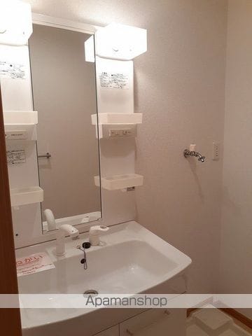 サニーブローテ住吉Iの内装写真