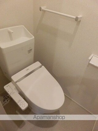 フローラル・コート[2LDK/57.64m2]のトイレ