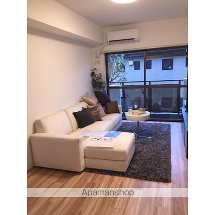 ガーデンハウス千歳船橋[2LDK/67.18m2]のリビング・居間1