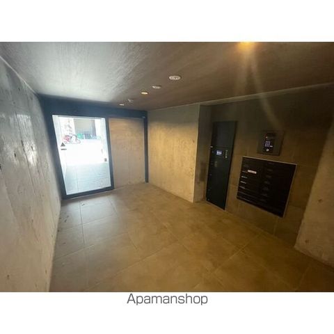 プルミエールメゾン南円山の玄関写真