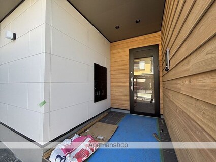東京都青梅市師岡町３丁目[1LDK/37.26m2]のエントランス