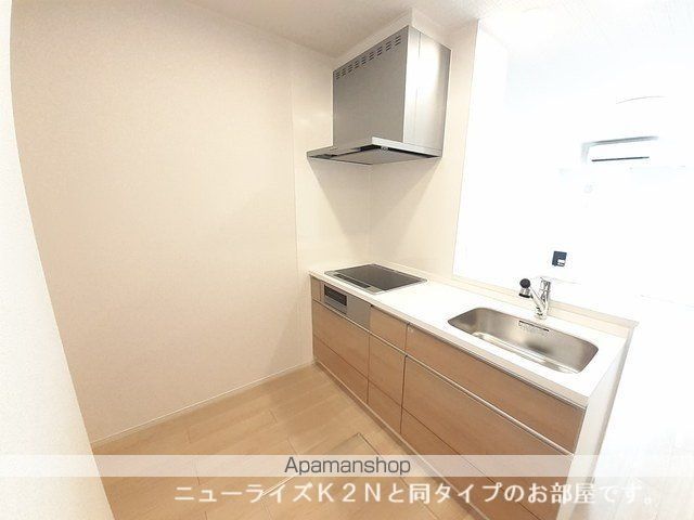 シャーイン イースト ケイの内装写真