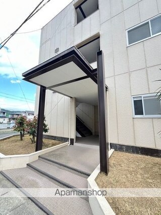 中村マンション[2DK/40m2]のエントランス1