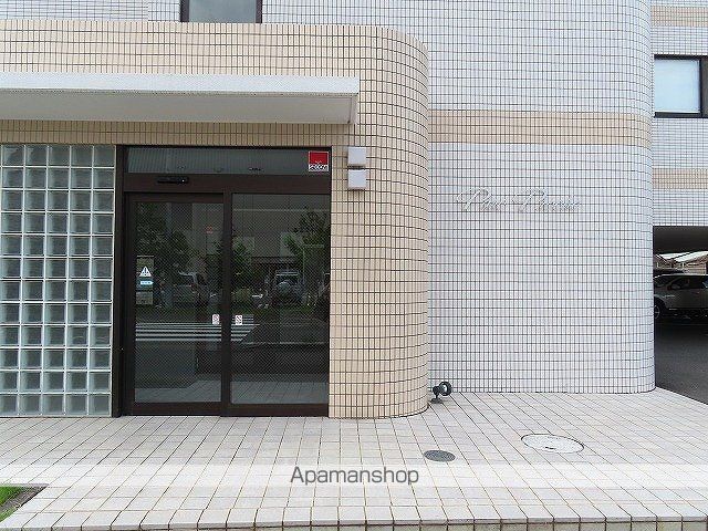 パルクプロッシュの玄関写真