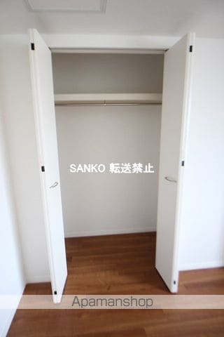 タウンハウス西野弐番館の内装写真