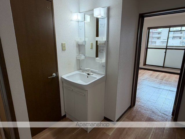 ドウェル佐保川の内装写真