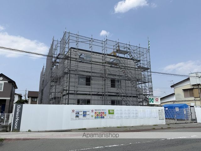 DーLUXE中居町の外観写真