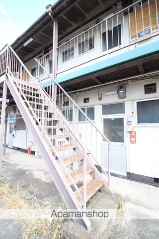 りんどうアパートの玄関写真