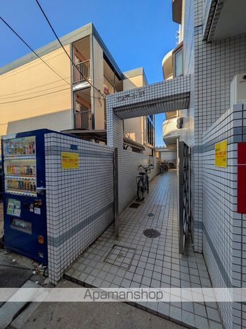 エステート21の玄関写真