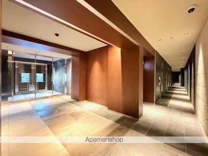 エレミ本蓮沼[1LDK/45.03m2]のエントランス