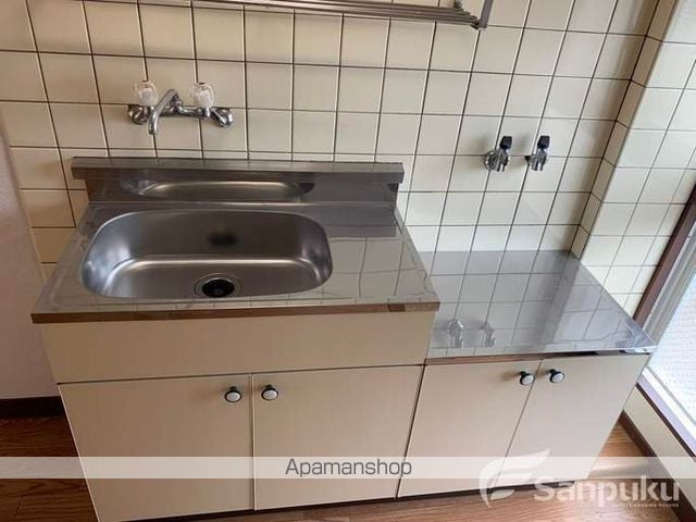 得松第二マンションの内装写真