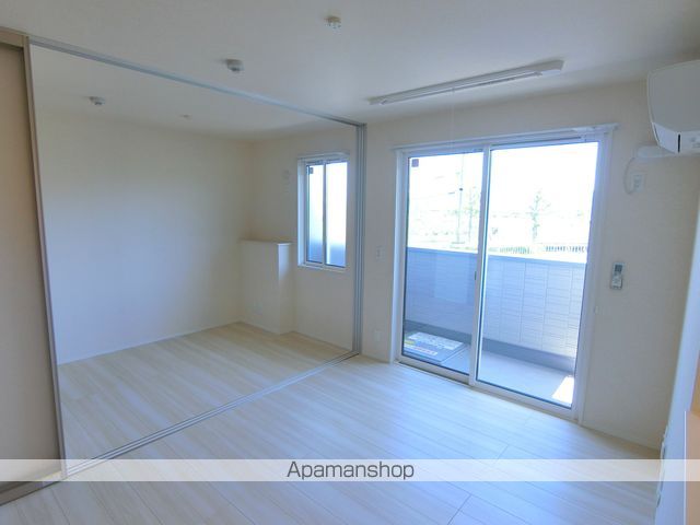 DーROOM松井山手南の内装写真