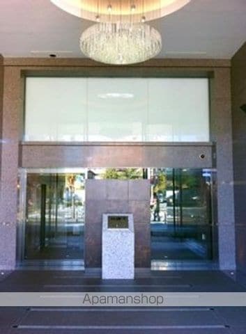 ルーブル練馬弐番館の玄関写真