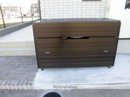 Ｋ．エスポワール[1LDK/38.77m2]の共用部1