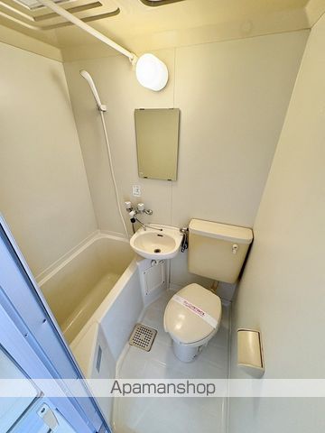 フォースアベニューの内装写真