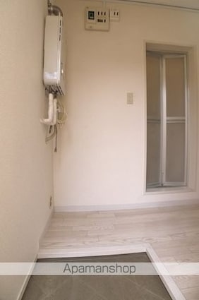ジュネス浜田山[1K/20.28m2]の玄関