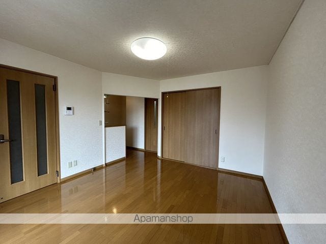 CURRENT VILLAの内装写真