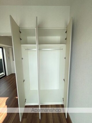 レジディア都立大[1DK/25.61m2]の収納