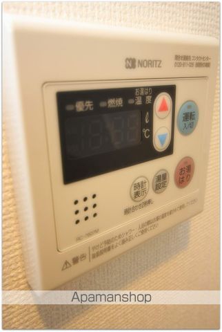 セレニテ堺筋本町プリエの内装写真