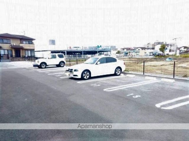 クレイノガーデン 楓の玄関写真