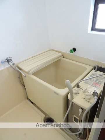 コーポ宮城野原B棟の内装写真