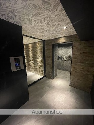 Ｓ－ＲＥＳＩＤＥＮＣＥ両国ｓｅｒｅａ[2LDK/50.76m2]のエントランス