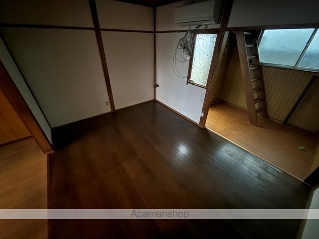 新池島町1丁目貸家の内装写真