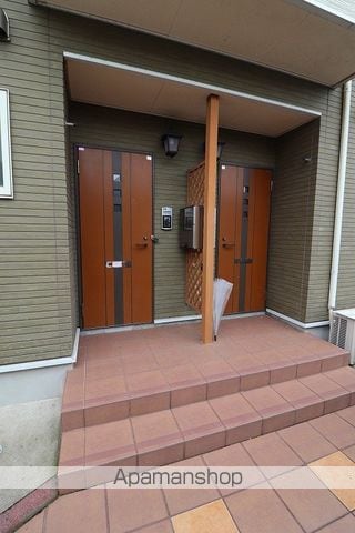 エテルノ サピーYNの玄関写真