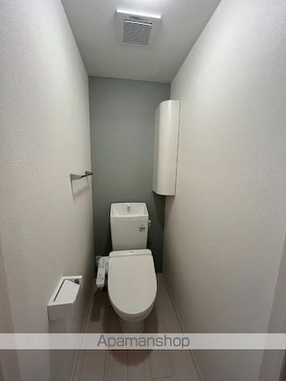 東京都世田谷区代田６丁目[1LDK/41.82m2]のトイレ