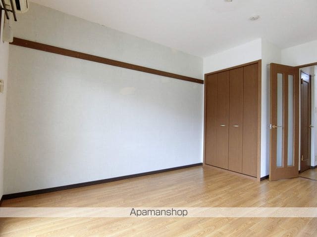 MANSION JULIAIIの内装写真