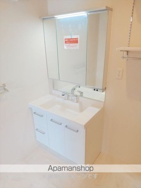 和歌山県和歌山市太田４丁目[1LDK/42.28m2]の洗面所