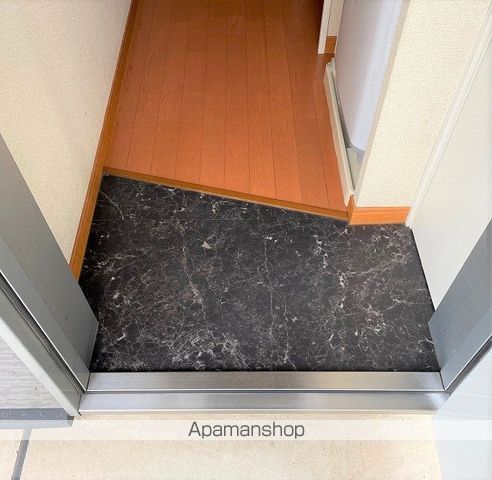 レオパレスシェソワIIIの内装写真