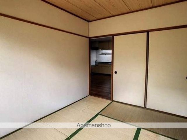ユートピア八田の内装写真