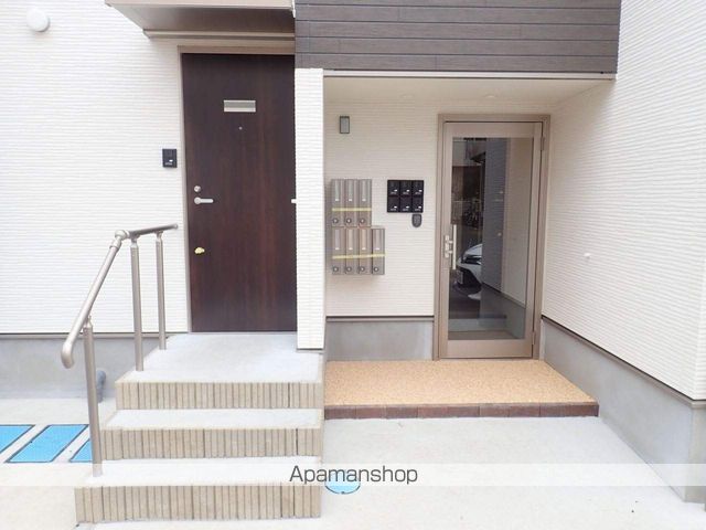 アークシティ指扇の玄関写真