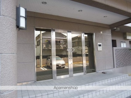 サニーサイドテラスＫ[1R/29.7m2]のエントランス