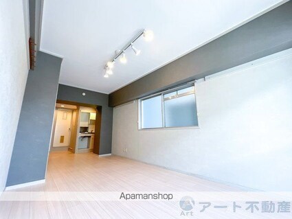 日正山越ハイツ１[1R/29.7m2]のリビング・居間