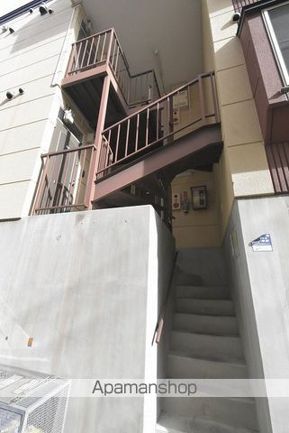 セブネイト栄通の玄関写真