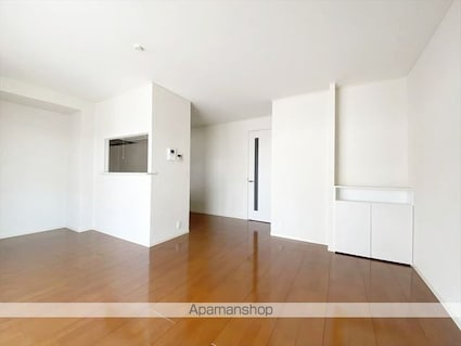 ロイヤルメゾン・プリモ[3LDK/81.74m2]のリビング・居間