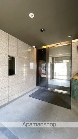 GRAND E’TERNA岡山IIの玄関写真