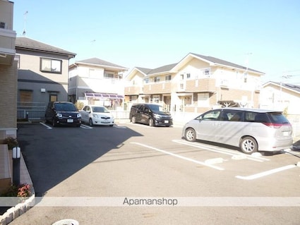 ラーマⅠ[1LDK/49.65m2]の駐車場